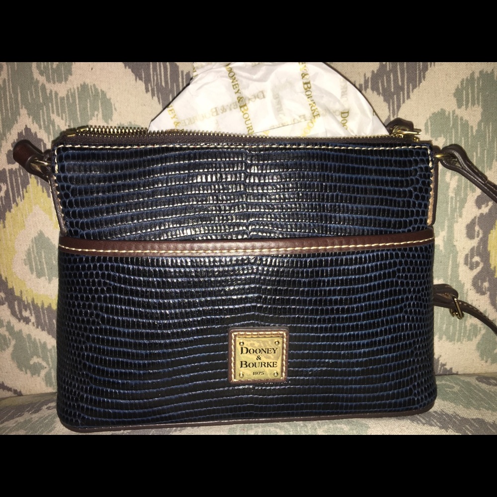Dooney and Bourke purse